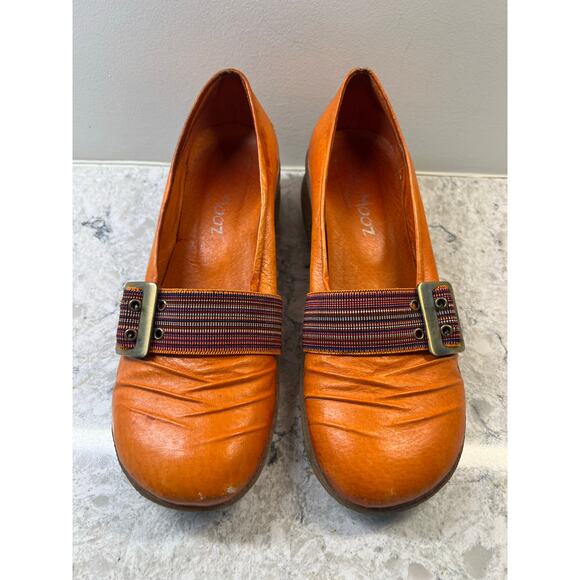 Miz Mooz Casual Leather Flats Shoes Orange w Fabric Buckle Detail Size 39 (8.5) - Picture 6 of 9